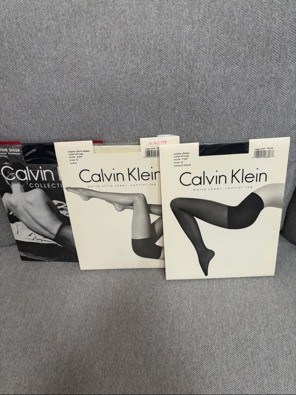 New lot of 3 Calvin Klein pantyhose size B